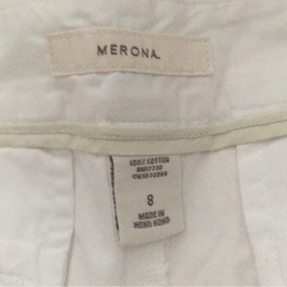 SIZE 8 Merona Women's White Capris - Picture 2 of 5